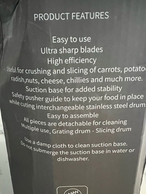 Vegetable and fruit cutter new with multiple attachments