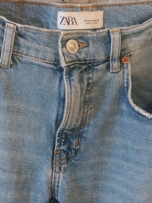 The Slim Boyfriend Zara jeans like new, blue with rips
