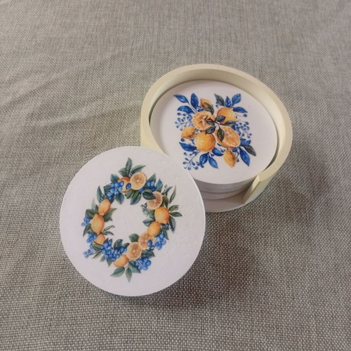 Porcelain coaster set with lemon design, new, cork base