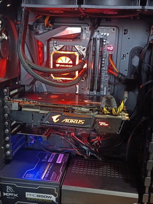 B550 AORUS MASTER motherboard with Ryzen 7 3700X, 32GB RAM, Cougar Helor 360 liquid cooling