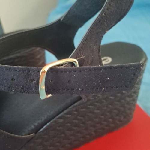 Estil platform sandals size 38 like new, black