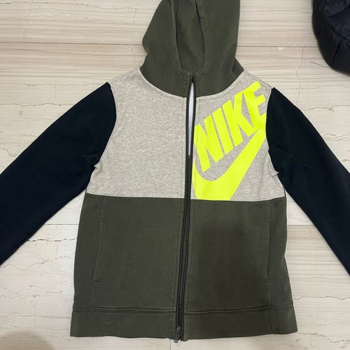 Nike jacket size M like new, green