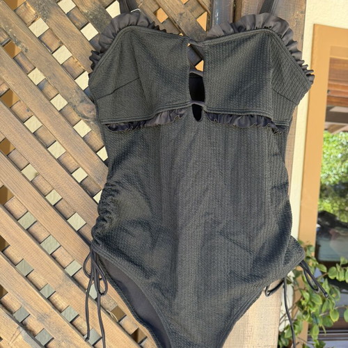 Black swimsuit XL used without cups with side cords