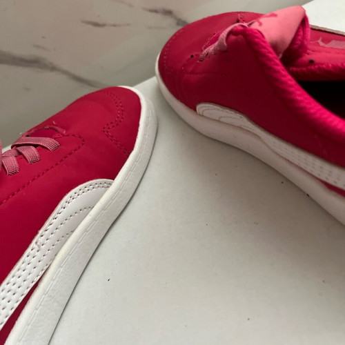 Puma Kids Shoes size 27 like new, pink, athletic