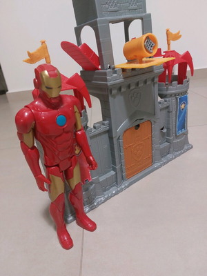 Φιγούρα Iron Man σαν καινούργιο σε άριστη κατάσταση