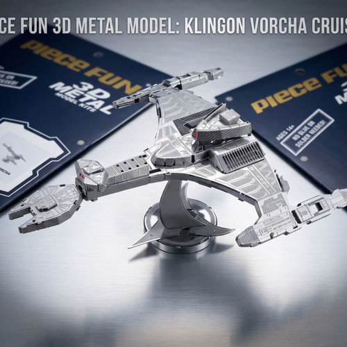 Piece Fun 3D Metal Model Kit Klingon Vorcha Attack Cruiser