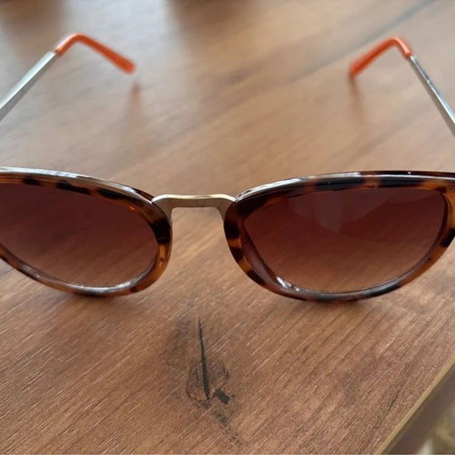 Brown sunglasses