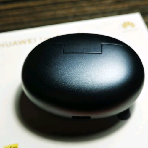 Huawei FreeBuds 6i σαν καινούργια, μαύρα ακουστικά