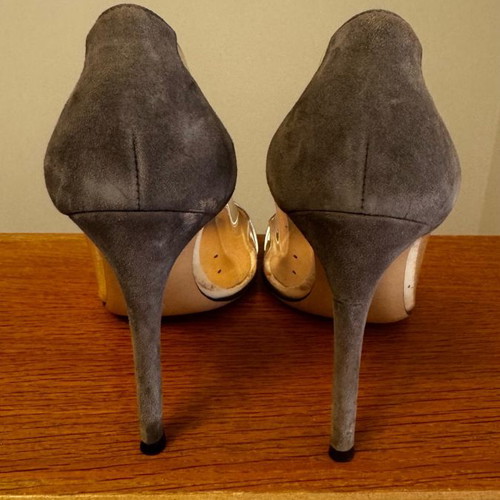 Gianvito Rossi plexi pumps used, gray size 38.5