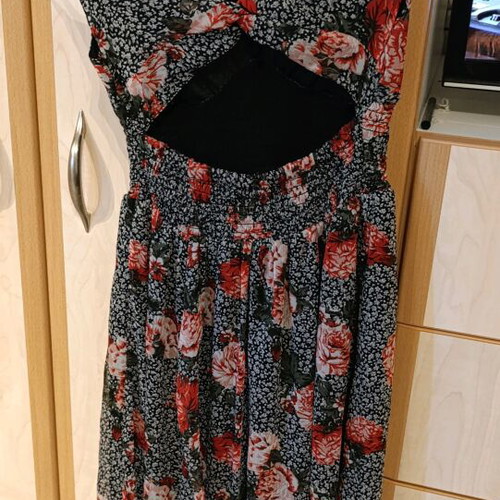 Dress with back opening and train like new, multicolor, size S