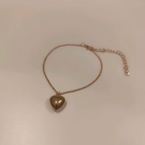 Bracelet with 3D heart gold new
