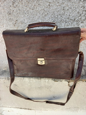 Τσάντα Hunter μεταχειρισμένη με πολλές θέσεις