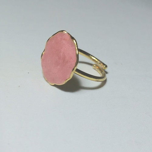 Gold-plated ring with pink enamel new, adjustable size