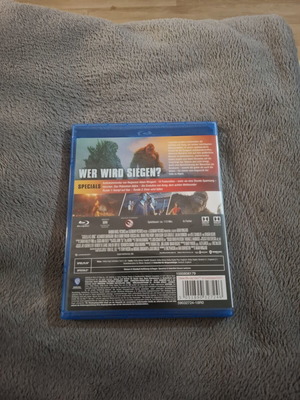 Godzilla vs Kong Blu-Ray disc