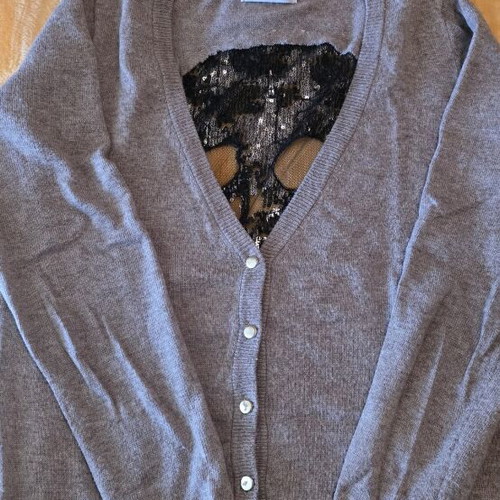 Beige cardigan with skull like new