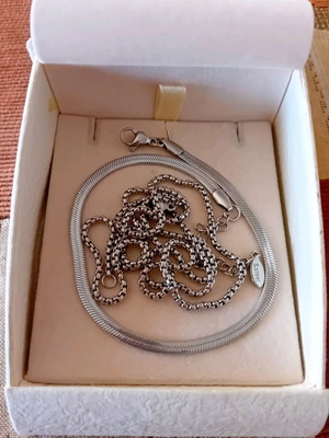 Комплект стоманени бижута като нови, 4 броя