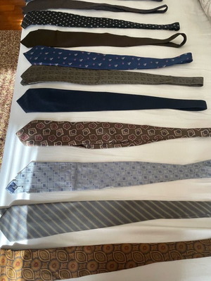 Branded men's ties like new, rich collection