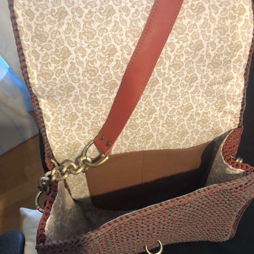 Knitted shoulder bag handmade new with leather strap