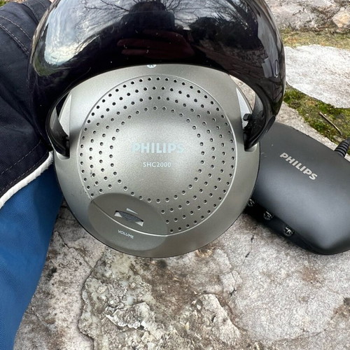 Philips SHC2000 headphones with Bluetooth transmitter like new