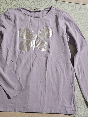 Girls' long sleeve shirt like new, purple, size 8-10 years