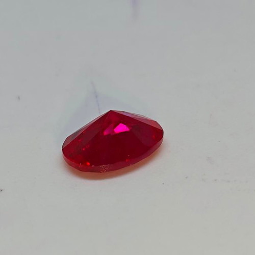Lab-grown ruby Oval Cut 10mm like new