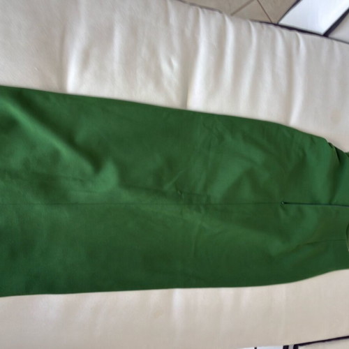 Zara green high-waisted skirt with front slit, like new