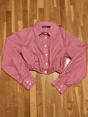 Benissimo medium short red checkered shirt like new