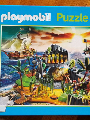 Playmobil Pirates Puzzle like new without figure