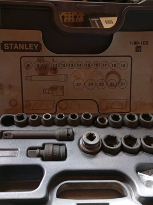 Stanley 1-89-102 socket set like new