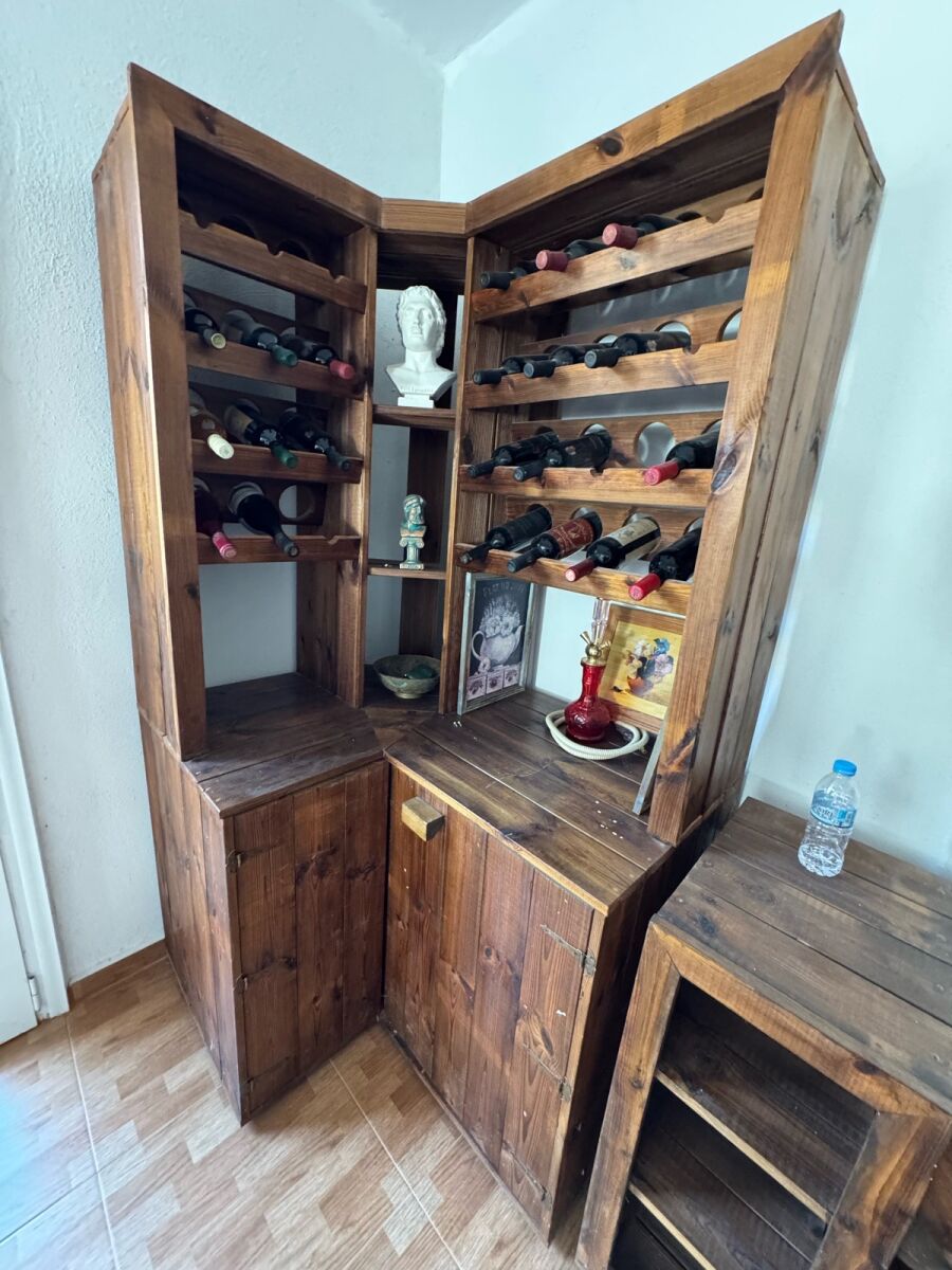 Vintage wooden corner wine cabinet… - € 1.850,00 - Vendora.cy