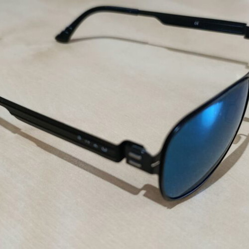 Enzo sunglasses used, black frame with blue mirror lenses