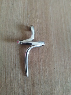 Silver large cross like new