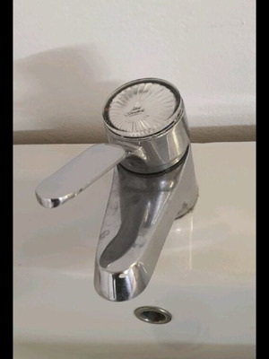 Ideal Standard sink faucet like new