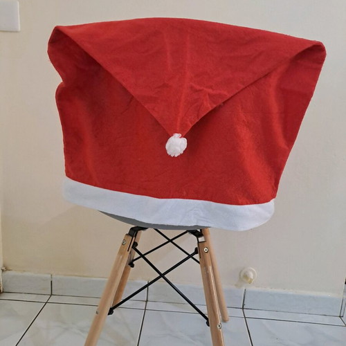 Chair covers Christmas Santa hat set like new, 6 pieces