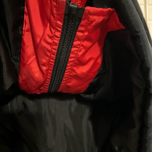 Everlast Men’s Black and Red Puffer Jacket Like New