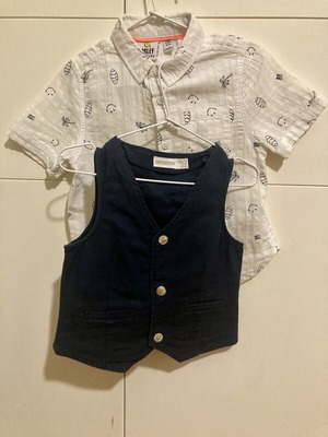 Orchestra vest like new for 4-year-old boy with Smiley shirt gift