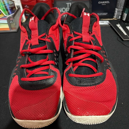 Under Armour basketball shoes used, black and red