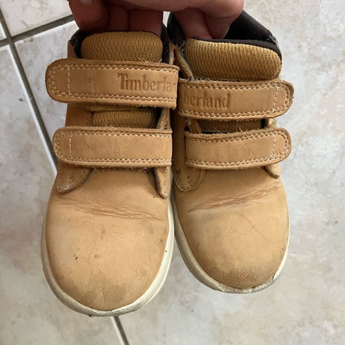 Timberland kids boots used size 27 brown