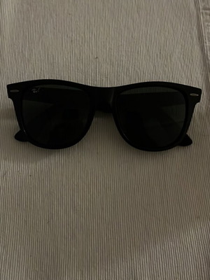 Ray Ban Wayfarer 54mm γυαλιά ηλίου μεταχειρισμένα, μαύρα