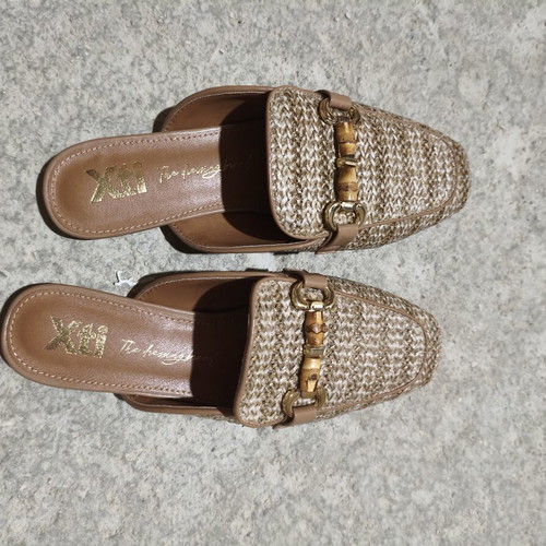 Xti Myles women's flat shoes size 38 new beige straw weave