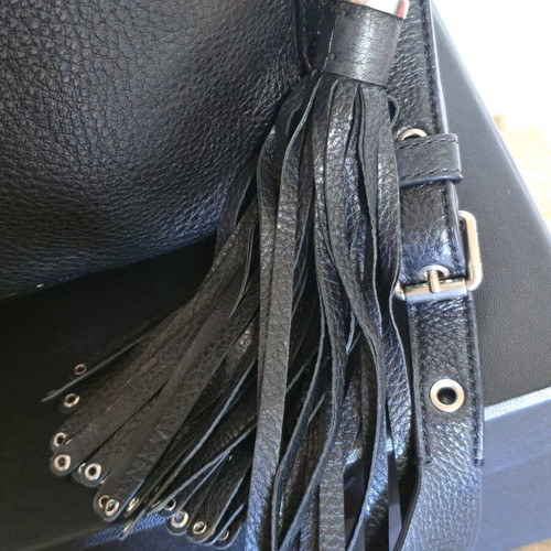 Michael Kors crossbody bag like new, black leather with tassel