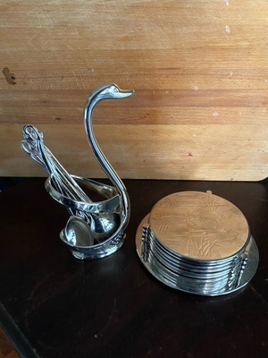 Vintage swan serving set like new