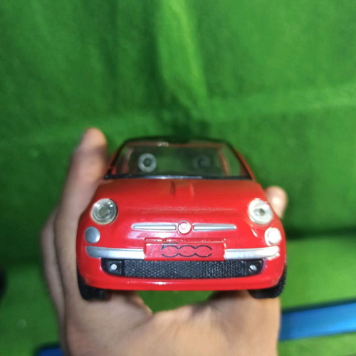 Fiat 500 used metal model 1/24 New Ray red