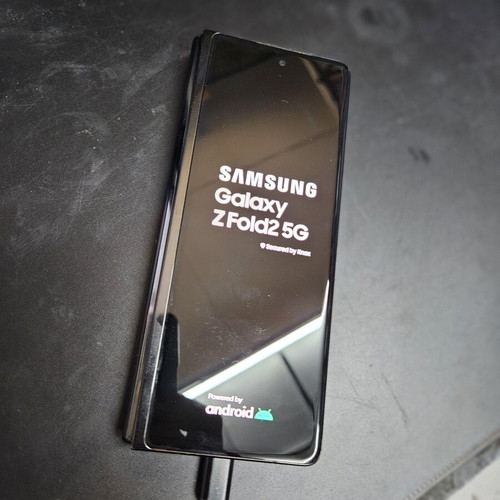 Samsung Galaxy Fold 2 used with broken inner screen