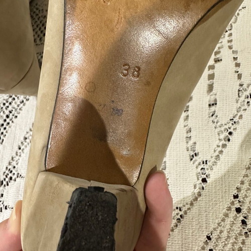 Askardis Ioakeim pumps used, beige, size 38