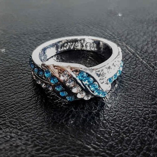 Ring with aquamarines and topazes new, silver plated