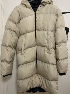 Beige long puffer jacket new, size XL