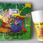 Vintage 90's Winnie the Pooh Tiger party set 20 napkins 10 cups Decorata new