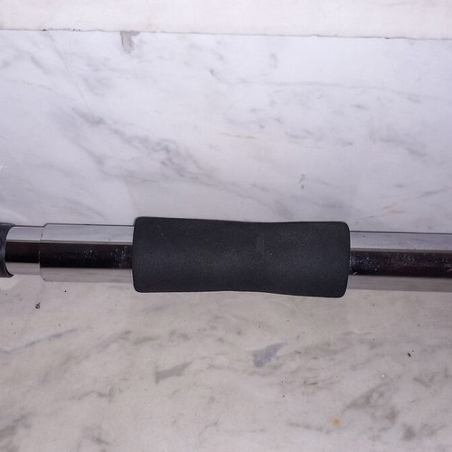 Pull-up bar like new