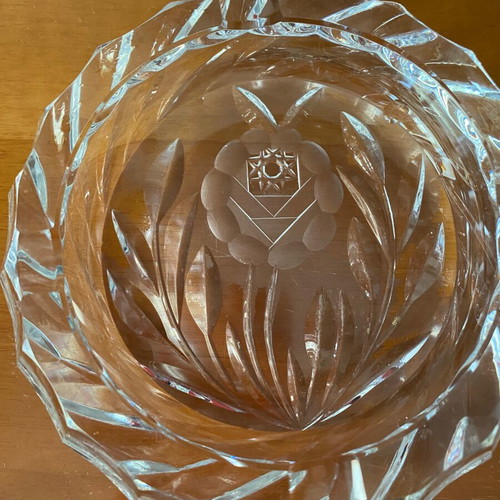 Bohemian crystal ashtrays new, round carved design